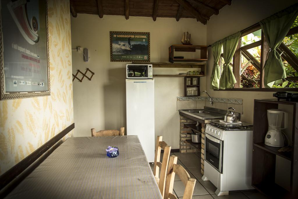 Pousada Vale Verde Bungalows - Praia Do Rosa - Sc חדר תמונה